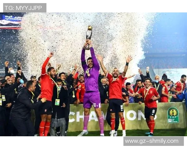 冠军足球明星无限精力揭秘如何在赛场上持续保持最佳状态与表现